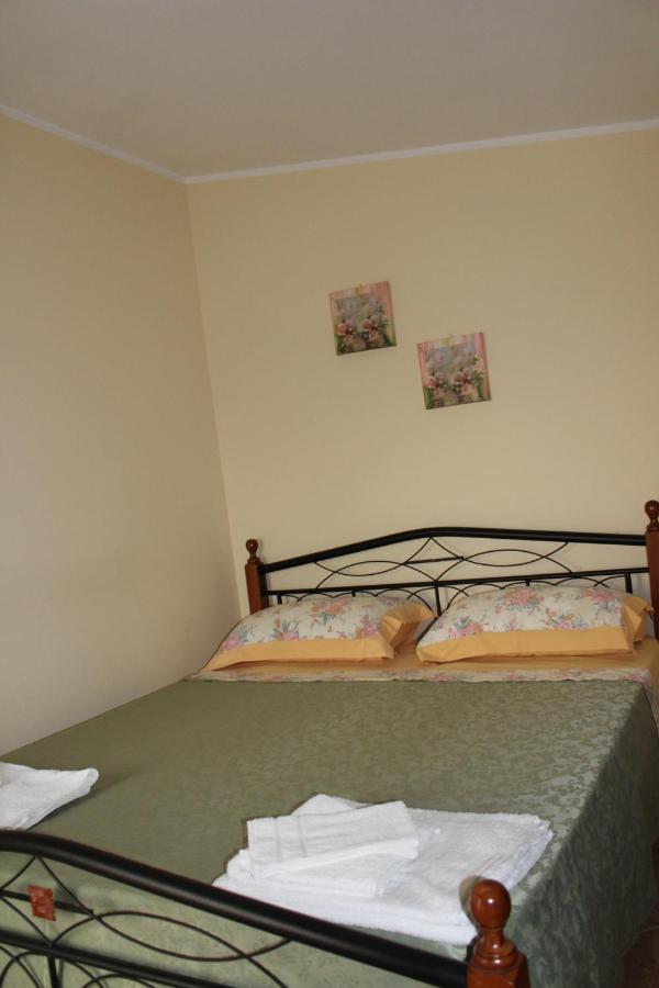 Bed and Breakfast La Collina Санта-Мария-дель-Чедро Экстерьер фото