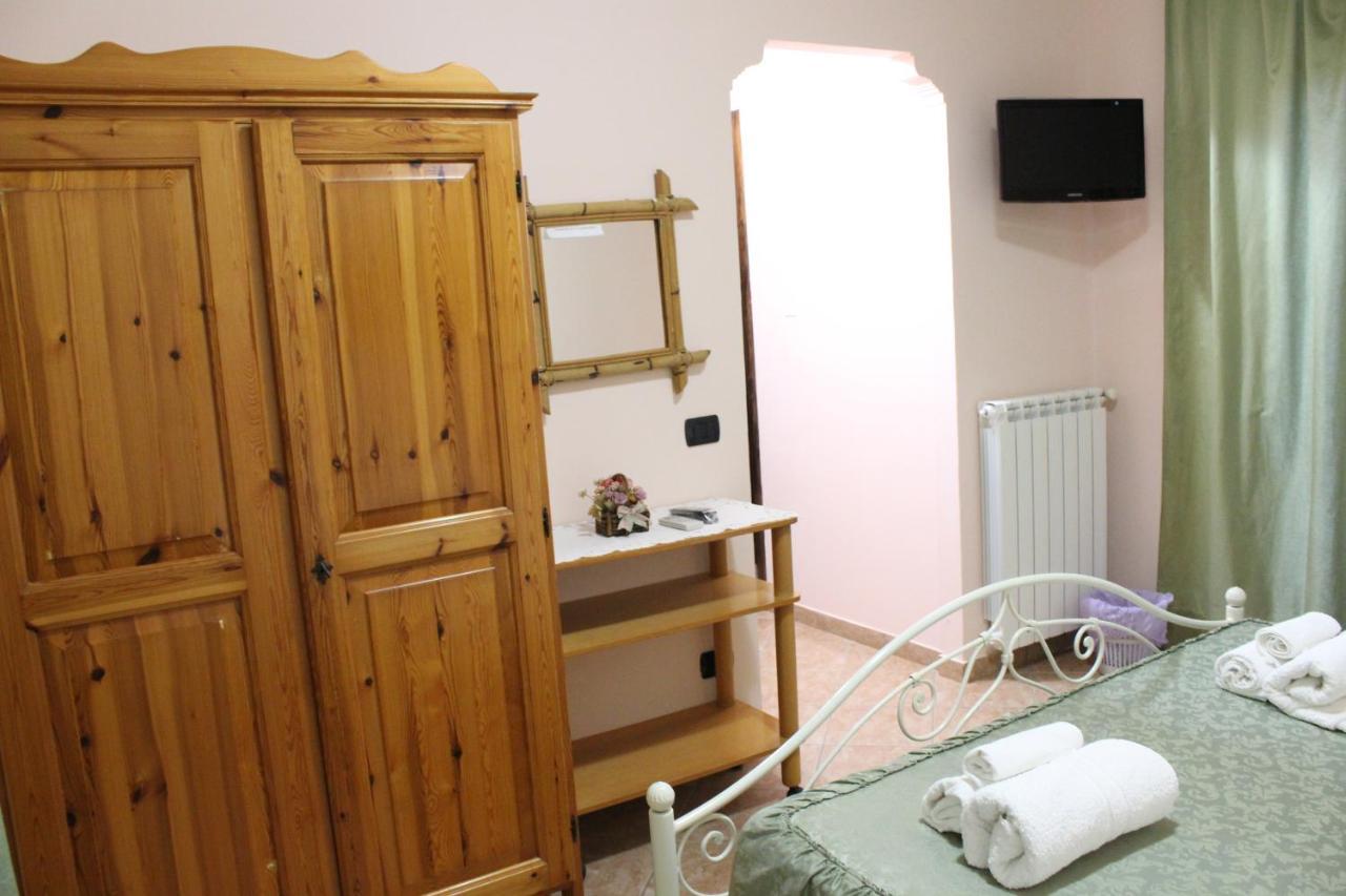 Bed and Breakfast La Collina Санта-Мария-дель-Чедро Экстерьер фото